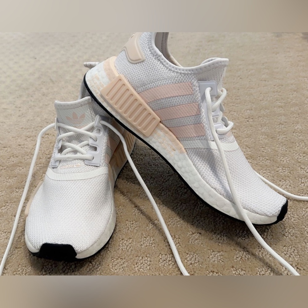 Adidas NMD_R1 women’s sneaker